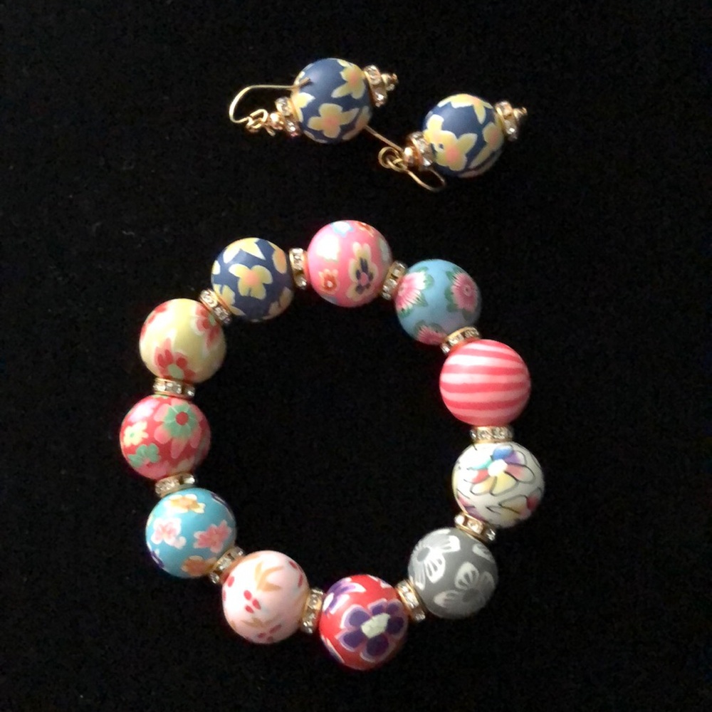 Colorful clay resin 6” stretch bracelet and earrings. Will sell separately. - Picture 2 of 4